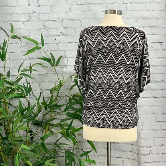 🎉Claudia Richard Black & White Chevron Print Top - Picture 3 of 6